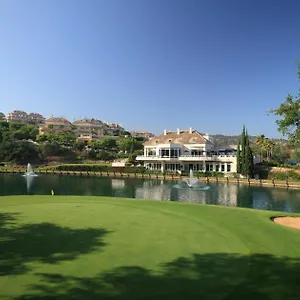 Elviria Hills Living Апарт-отель